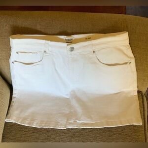 Kensie Jeans Vintage Luxe White Skirt